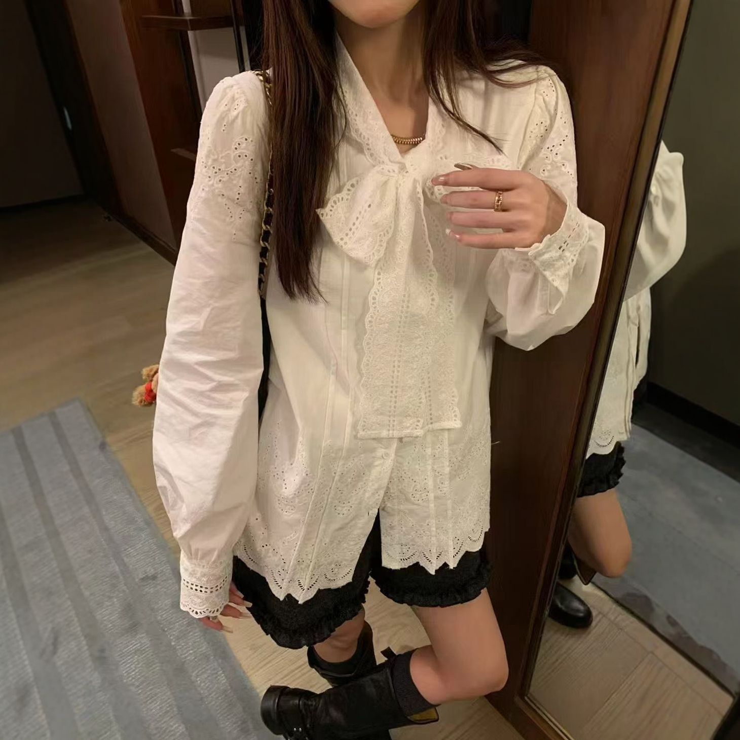 飘带领衬衫女2025新款秋季欧洲站