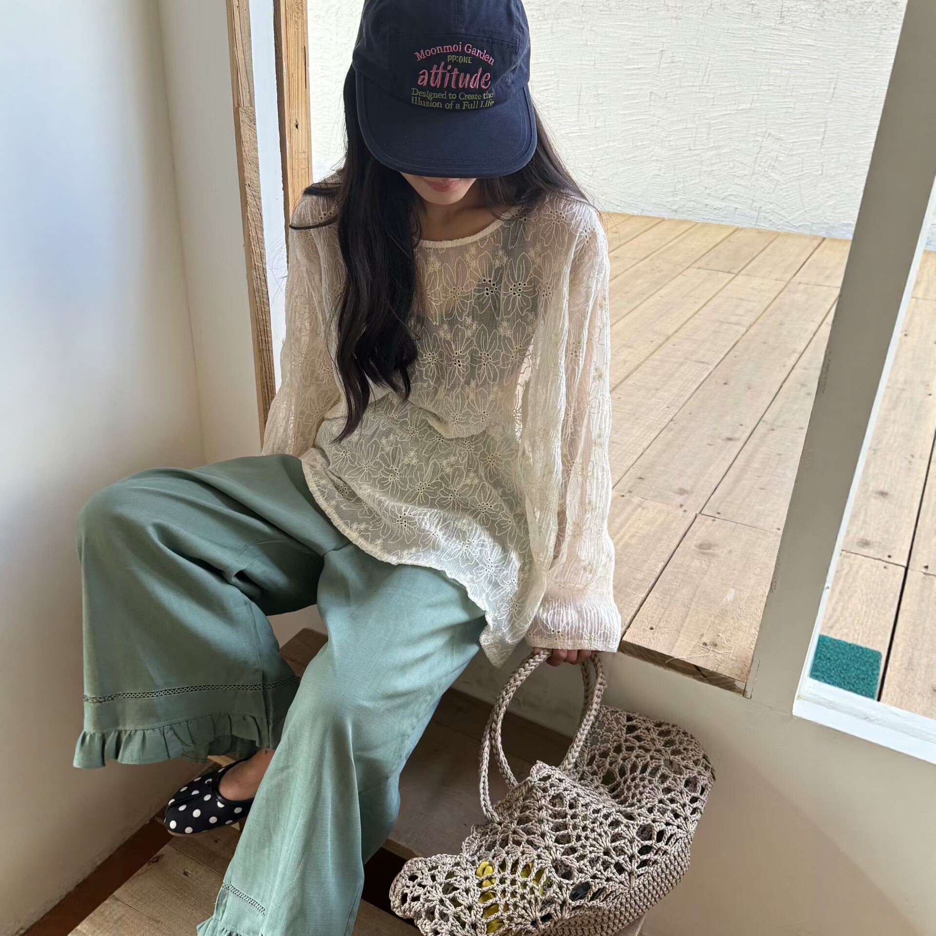 长袖T恤女刺绣蕾丝打底衫2026潮