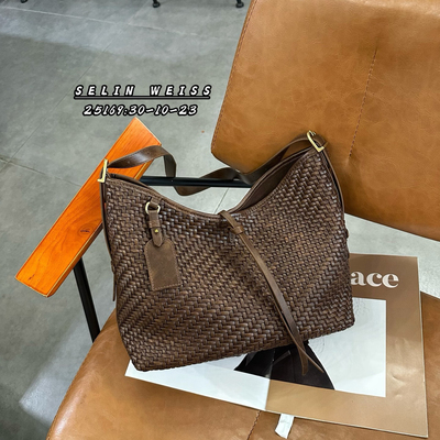 2025新款慵懒风大容量托特包休闲百搭单肩包手工编织斜挎包25169