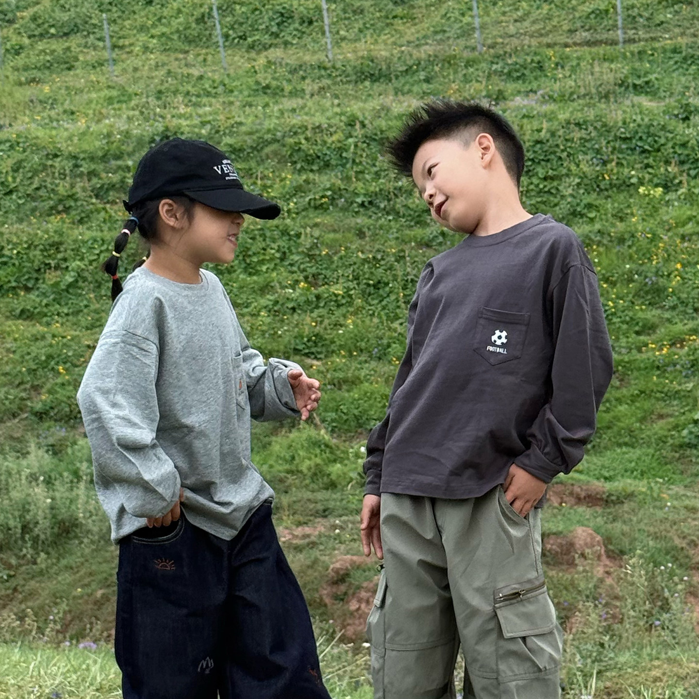 秋款男童休闲宽松圆领足球印花长袖T恤儿童基础款打底衫口袋上衣t