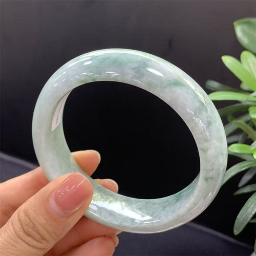 精美天然翡翠手镯A货有证书