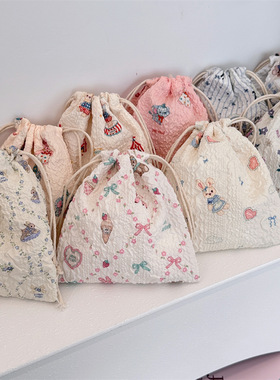 高颜值抽绳袋卡通抽绳束口袋学生收纳袋口红化妆包便携三件套花边