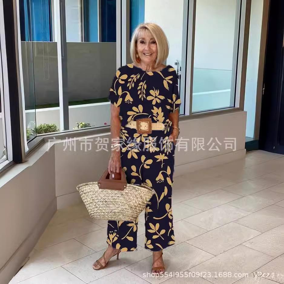 Casual short pants top neck sleeve wide round two leg suit