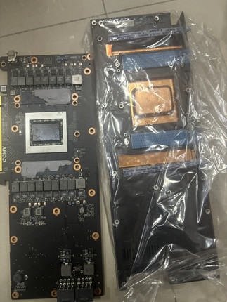 V620，32GB，可刷W6800、高端卡，会整的拍