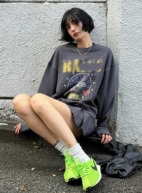 林珍娜同款ins春秋圆领套头韩系图案印花深灰色宽松男女纯棉卫衣