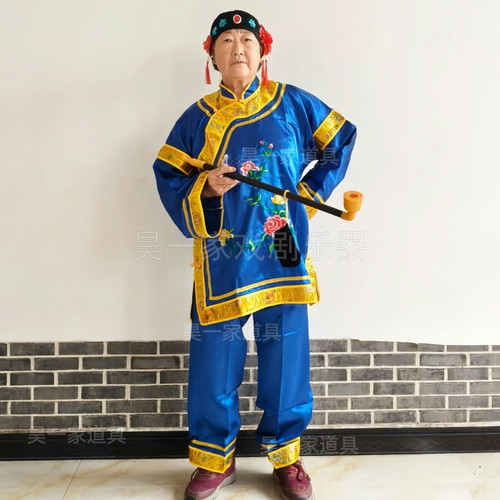 戏剧媒婆表演出服装老太太古装