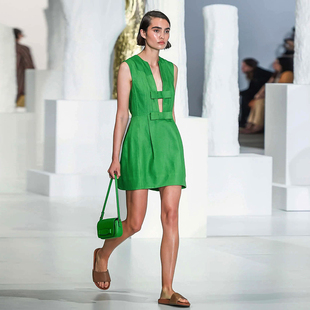 小众设计!亚麻连衣裙夏无袖深v领收腰修身背心裙简约纯色气质绿色