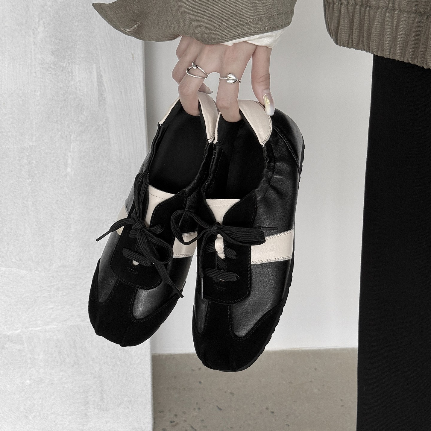 2025秋学院风减龄百搭真皮女鞋