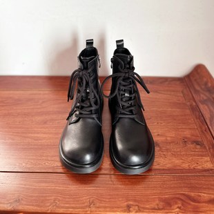 【烁掌柜】2025冬款英伦百搭时尚真皮女靴头层牛皮中跟马丁靴短靴