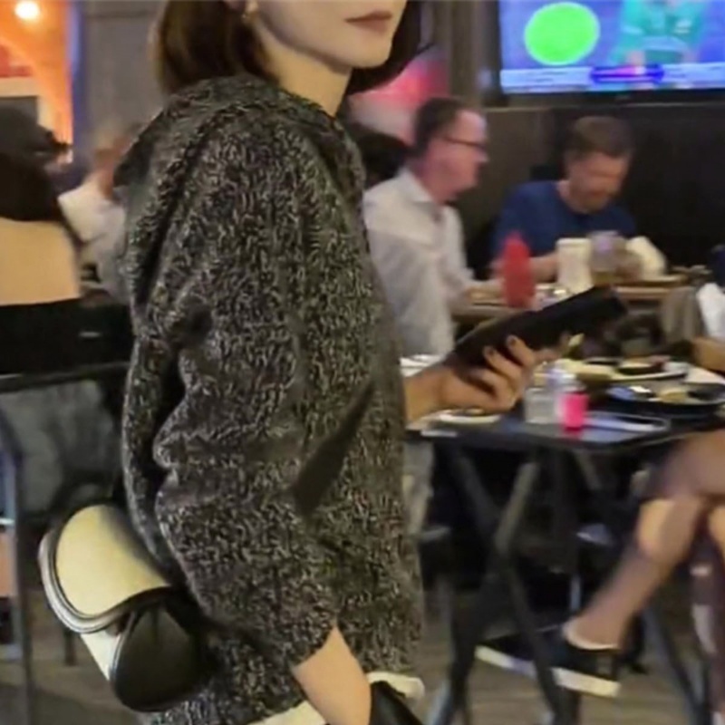 秋冬季新款纯羊毛连帽针织衫