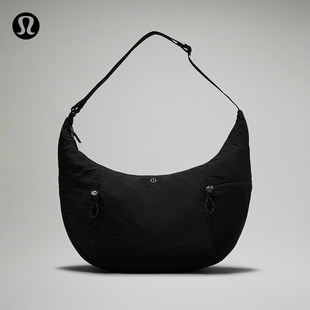 Large Slouchy 大款斜挎包丨lululemon丨LU9CADS