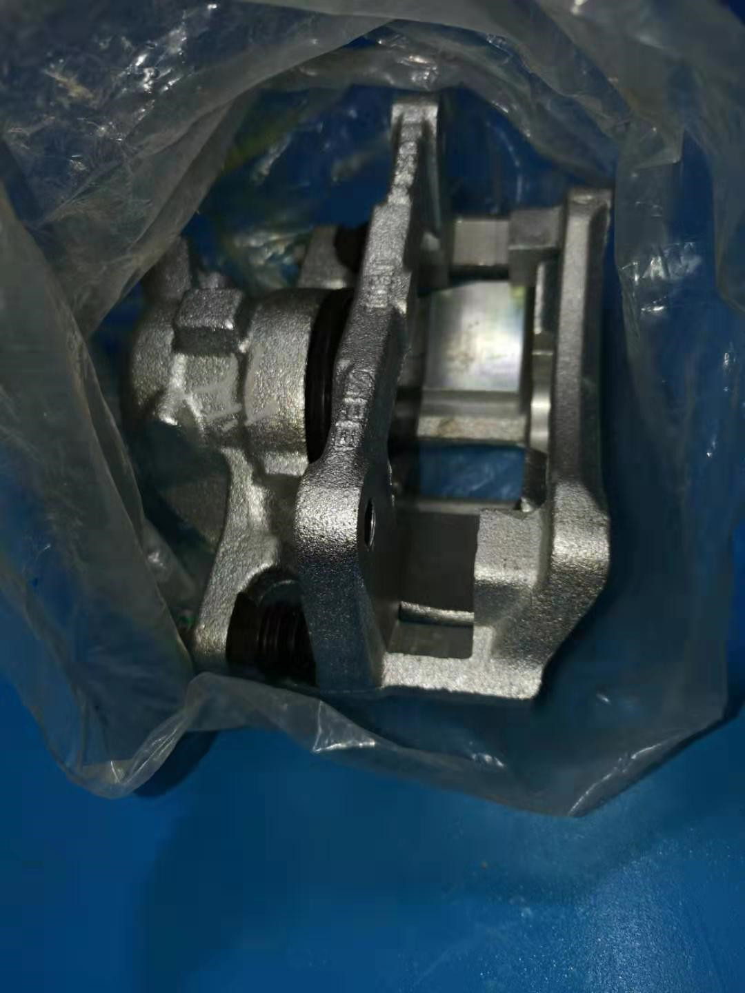 北汽威旺M20M30刹车分泵刹车卡钳