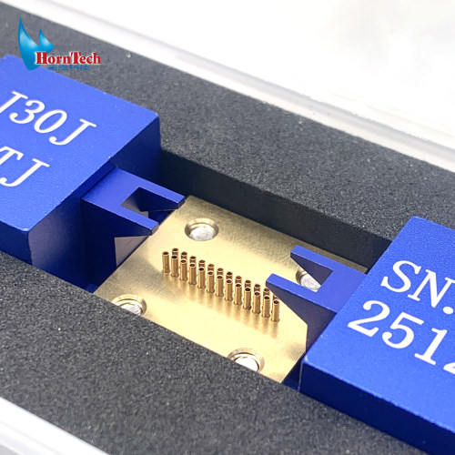J30J-31TJ连接器组装加工模具