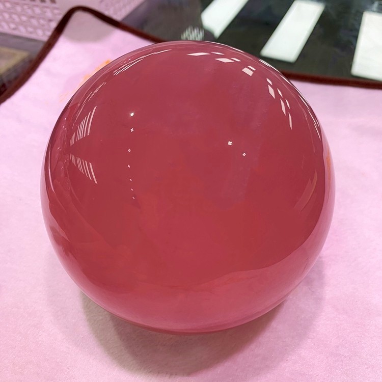 天然粉水晶原石打磨球摆件
