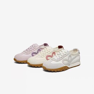 专柜正品TATA他她女2026春款阿甘鞋休闲德训鞋白色运动鞋CNH01AM6