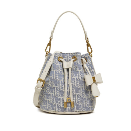 专柜正品他她2026春季新款女包时尚百搭编织斜挎包水桶包X3539AX6