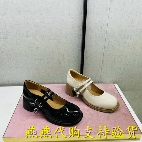 Belle/百丽女鞋粗高跟玛丽珍鞋
