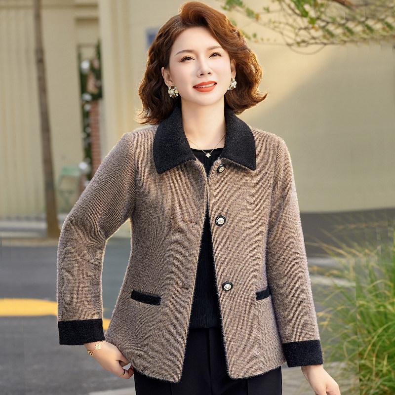 妈妈春装毛呢外套短款洋气高贵呢子中老年女装春秋时尚50岁上衣