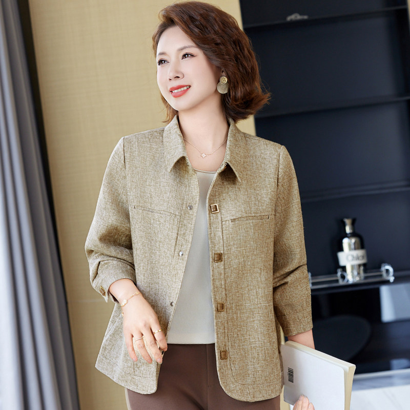 妈妈春装薄款外套上衣时尚休闲中老年女士小个子开衫2026新款夹克