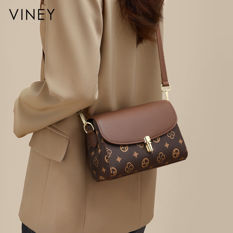 Viney包包2026新款女包秋冬单肩斜挎包小包轻奢小众高级感小方包