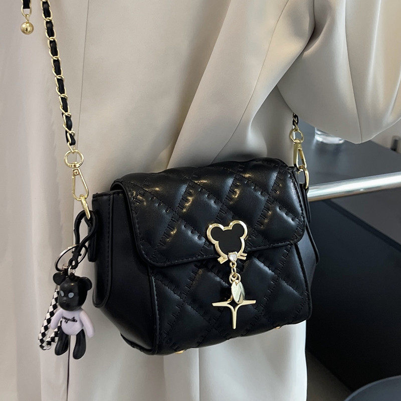 迪桑娜袋鼠朱尔官方旗舰店女包腋下包斜挎包春夏菱格单肩链条小包