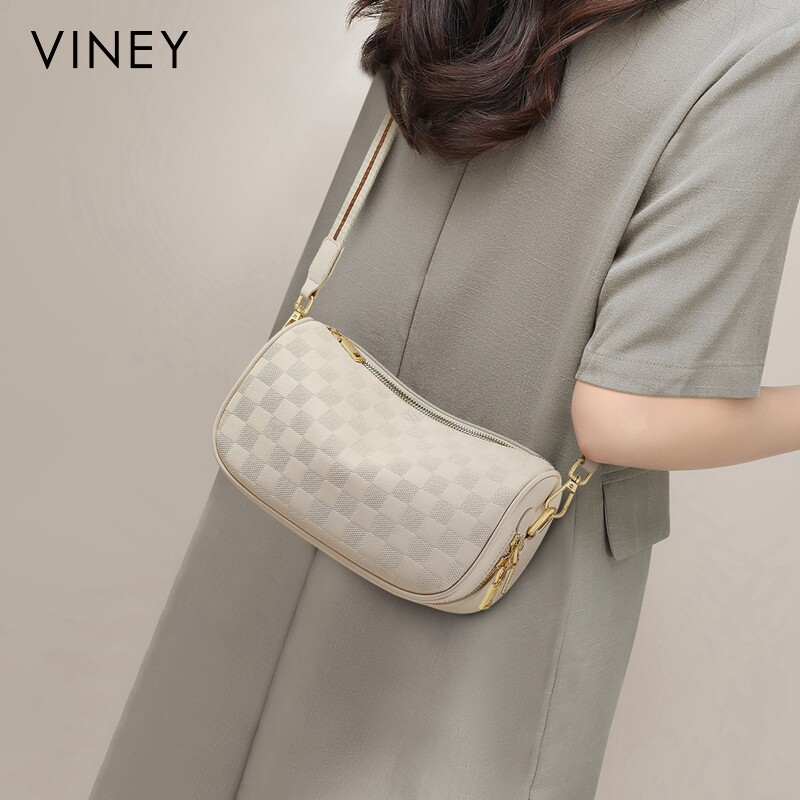 Viney包包女款2026新款女包夏季真皮单肩斜挎包高级感法棍枕头包