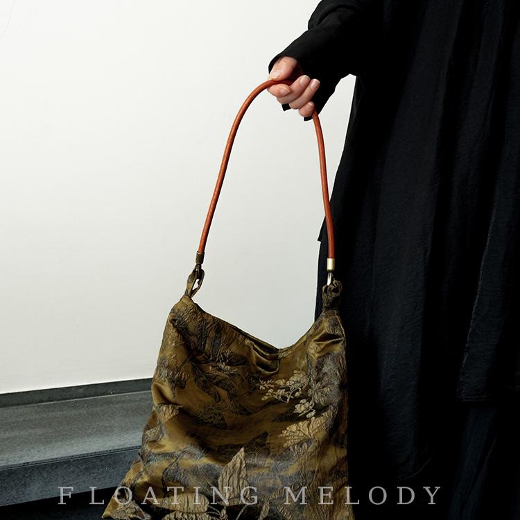 高级感松绿色浮雕香云纱单肩包