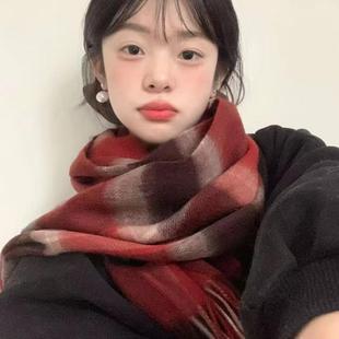 高级感格纹搭配围脖 红色纯羊毛围巾送礼推荐 星月豚骨 勃艮第红