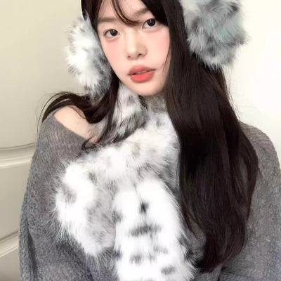 星月豚骨“小雪豹”新款豹纹韩系毛绒围巾耳罩亚文化保暖抗风冬女