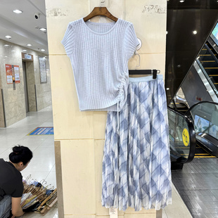 W26103 侧抽绳竖条短袖针织上衣+几何花网纱中长半身裙两件套夏装