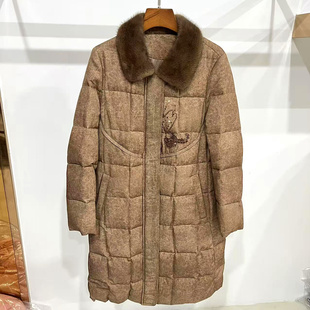 QX265-25133 重工亮片刺绣花水貂毛翻领高端洋气中长鹅绒羽绒服冬