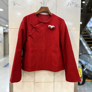 上衣春装 羊毛衬衫 小马胸针斜门禁盘扣圆领复古国风小个短装 26610