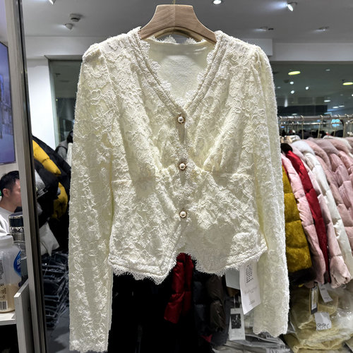 秀丽一生A-082加绒蕾丝衬衣