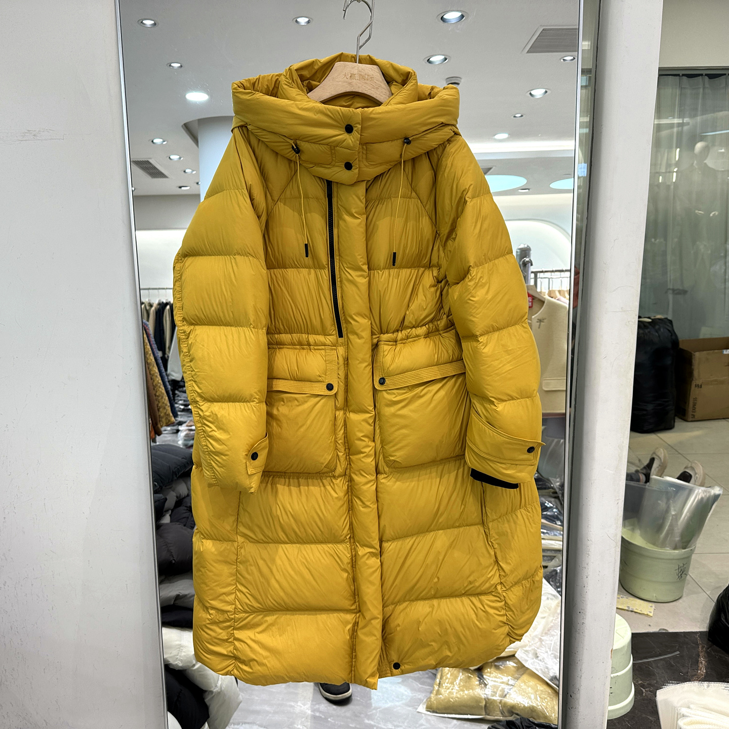 D58782 欧货冬装2025新款抽绳收腰大口袋连帽加厚长款羽绒服正品