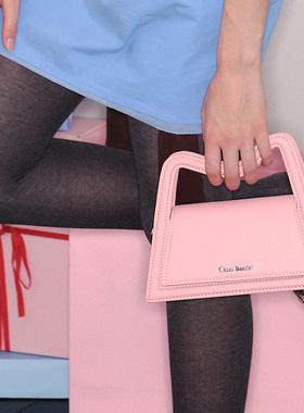 小众原创包包 高级感不对称手柄梯形包斜挎小方包新款包包女