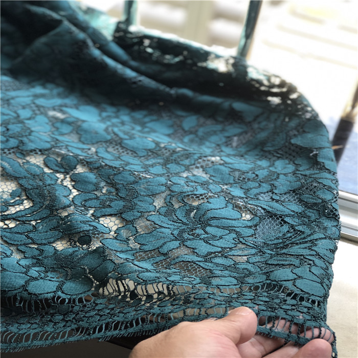 出口环保高含棉材质微厚车骨特色双睫毛蕾丝面料连衣裙布料墨绿色