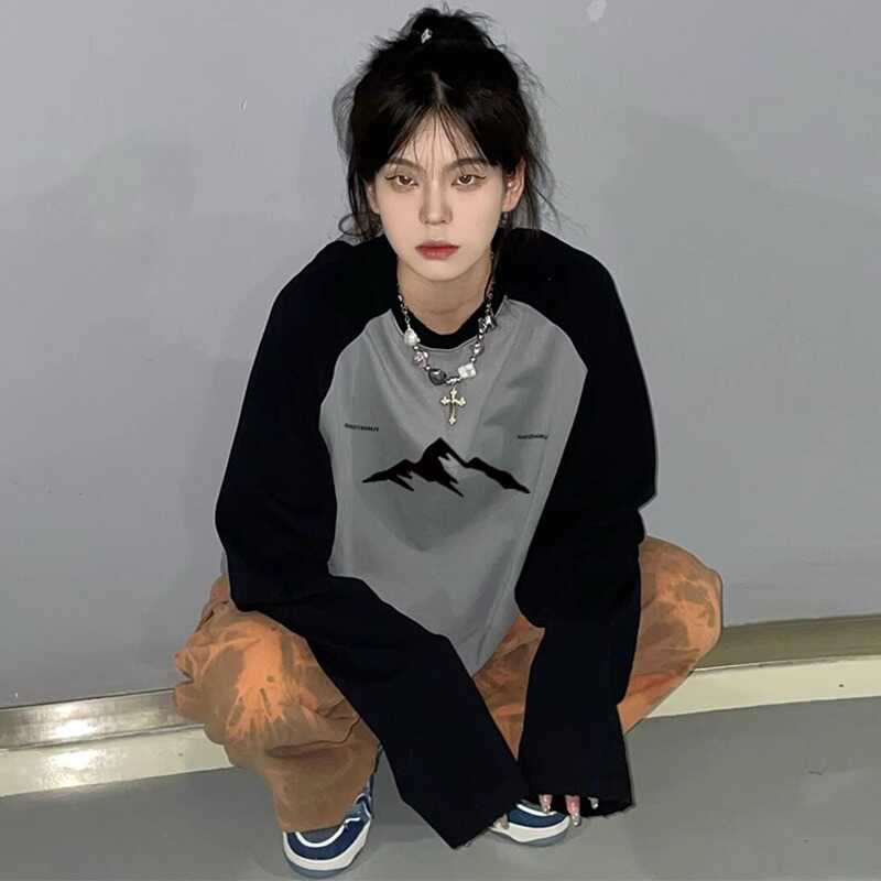 纯棉撞色拼接插肩长袖t恤女