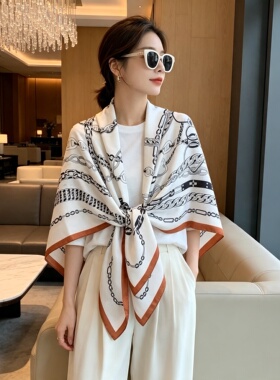 高级感轻奢风链条印花大方巾女夏季百搭防晒空调披肩丝巾春秋围巾