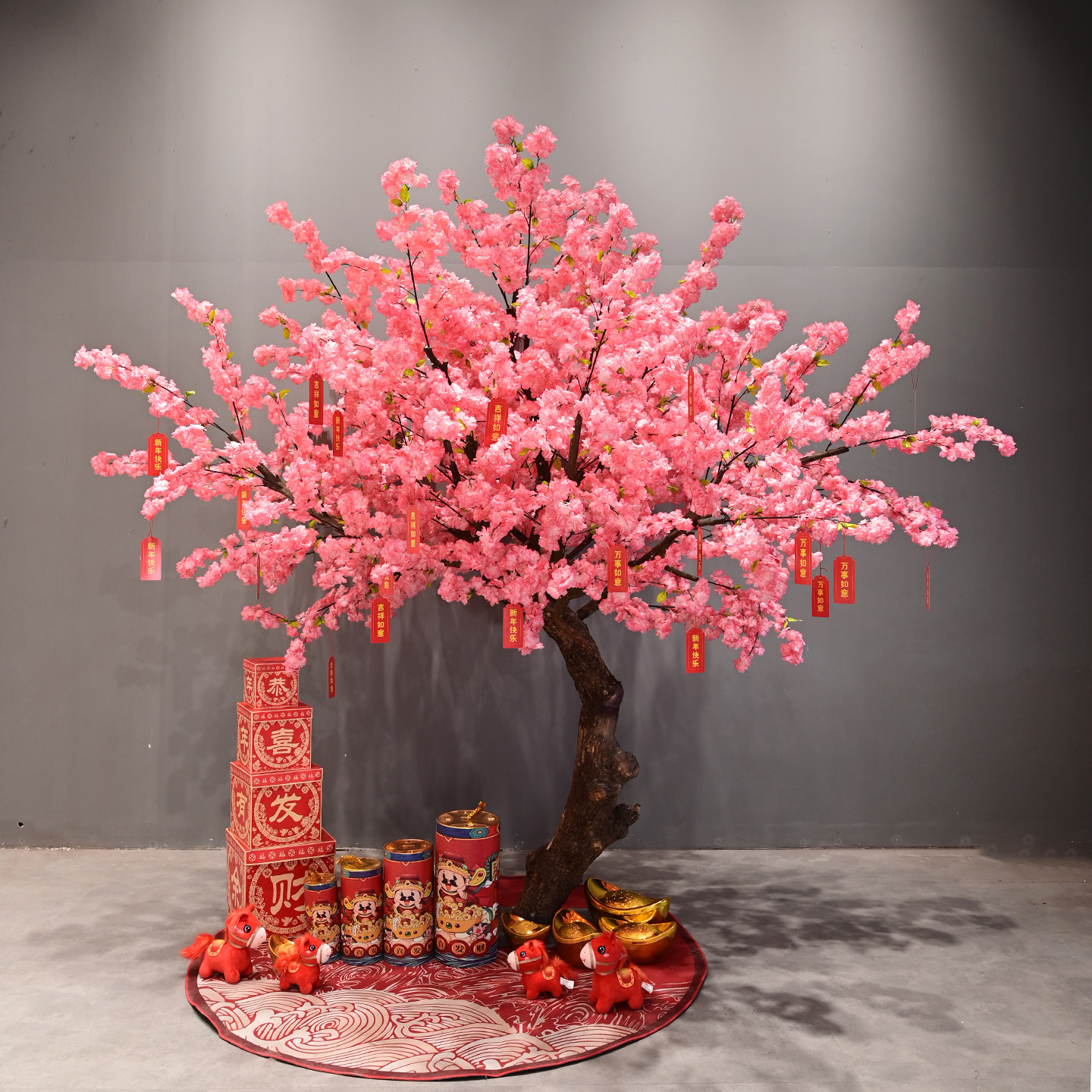 元旦活动大型摆件新年装置装饰树