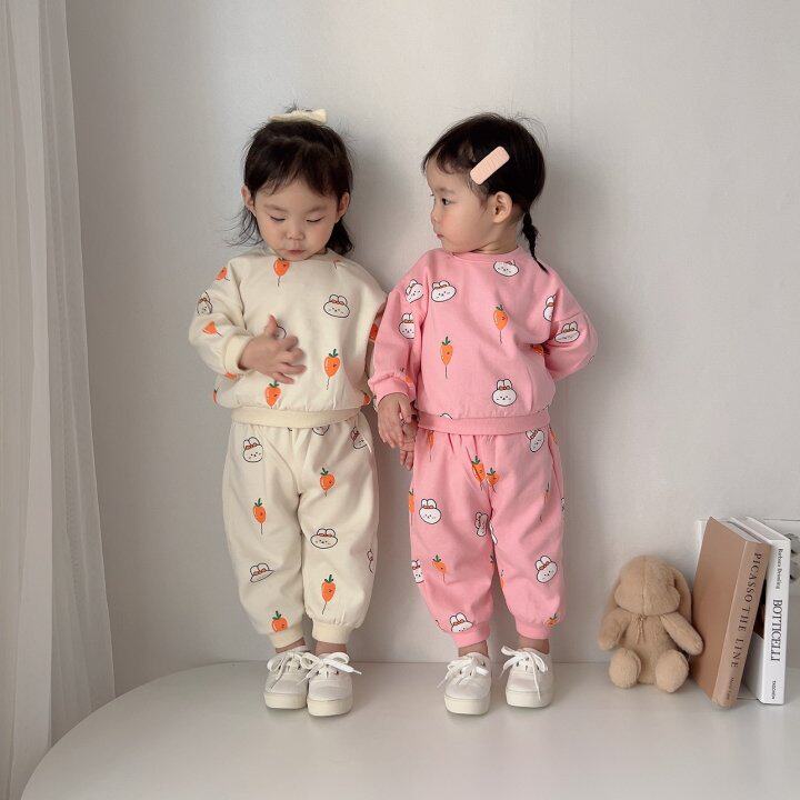 2026春季新款韩版男女童套装胡萝卜兔子印花可爱长袖卫衣两件套