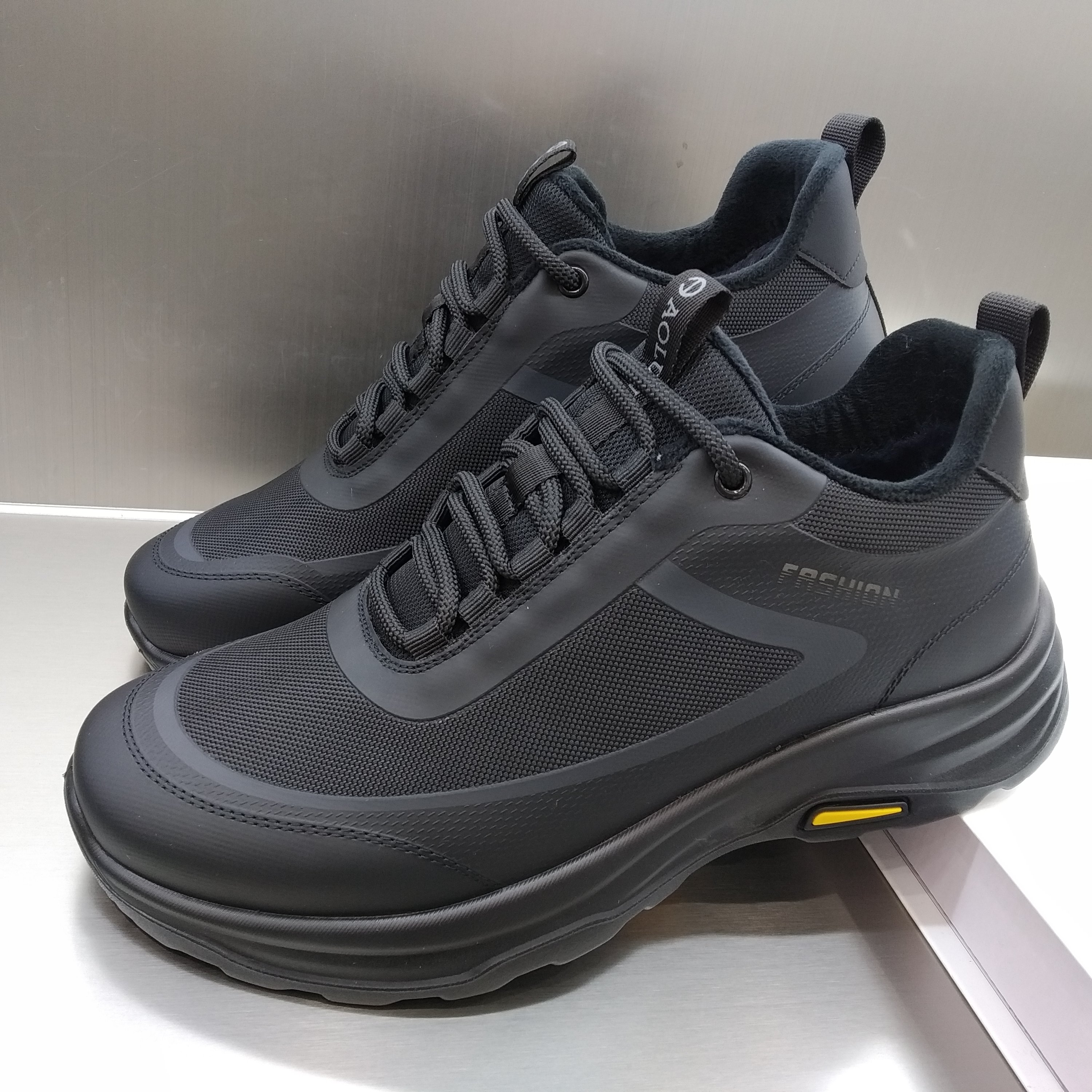 澳伦男鞋冬季加绒棉鞋运动休闲鞋