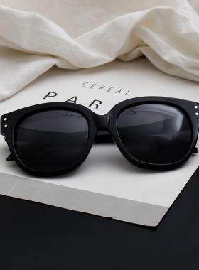 KWGMV 复古风大框猫眼墨镜女显脸小黑色太阳眼镜防紫外线偏光镜片