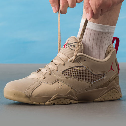 耐克男鞋JORDANMVP92