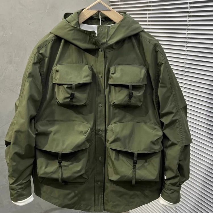 工装外套男春秋款潮牌多口袋连帽美式复古户外冲锋衣男士夹克