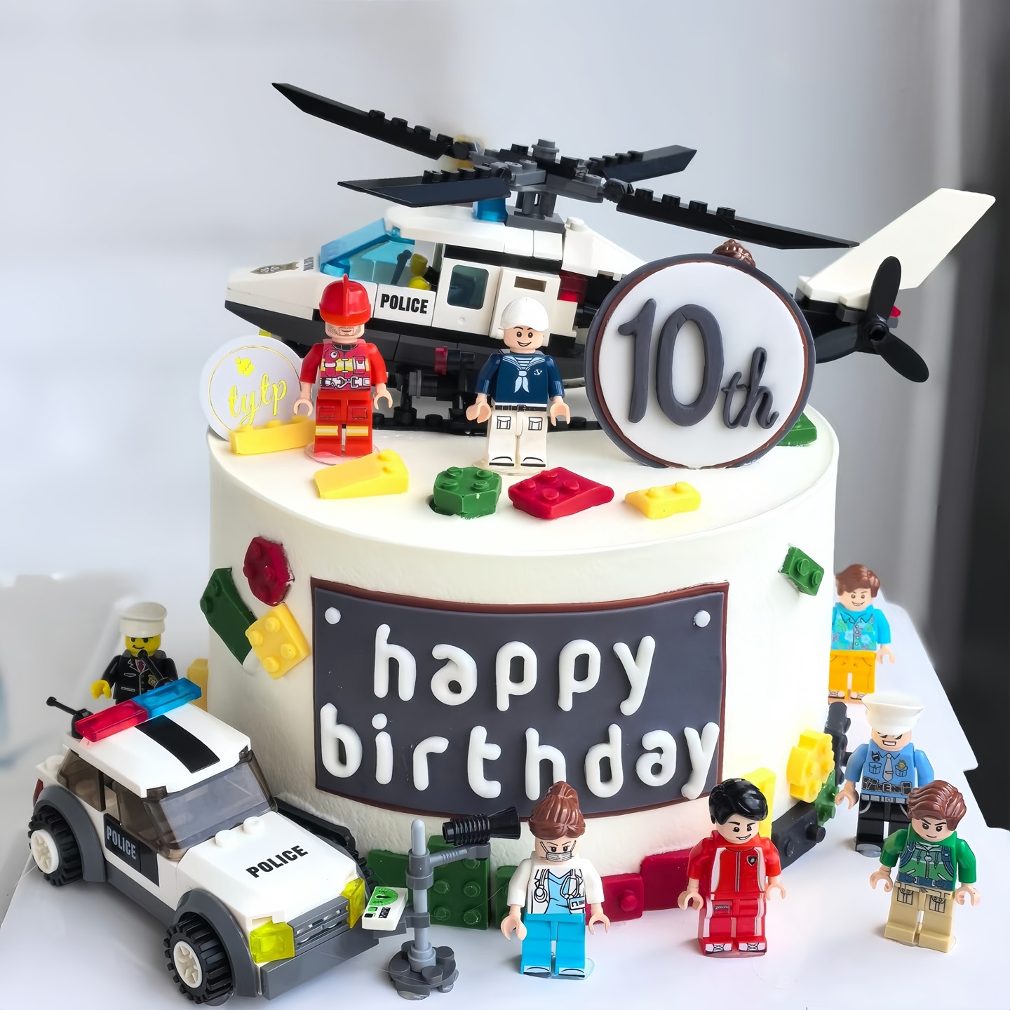 网红积木蛋糕装饰摆件飞机警车警察人物我的世界儿童生日甜品插件,节庆用品/礼品,蛋糕/烘焙装饰用品,淘宝优惠券,粉丝福利购,淘宝优惠卷