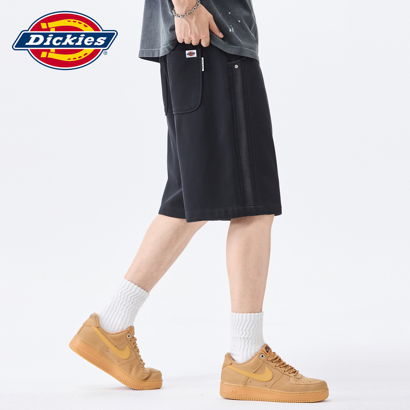 Dickies帝酷适夏季黑色抽绳柳钉休闲短裤男士薄款阔腿运动五分裤Y