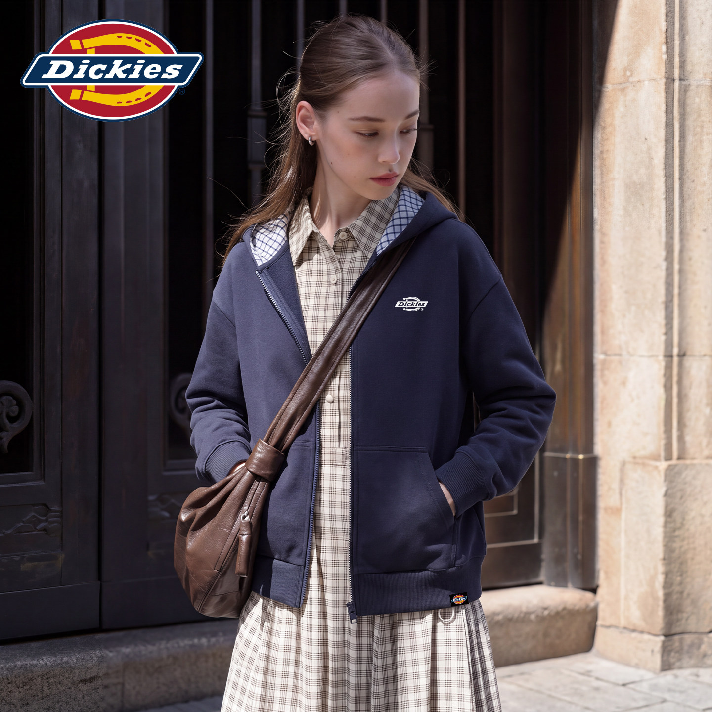 Dickies拼格宽松连帽开衫卫衣女图片