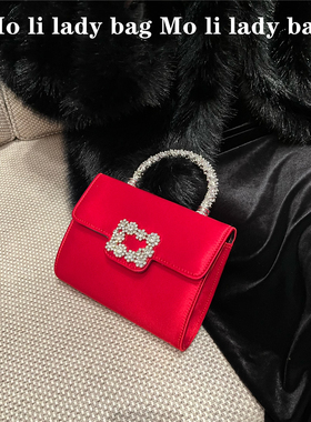 2024新款名媛RV丝绸水钻方扣单肩斜挎晚宴小方包名媛镶钻时尚女包