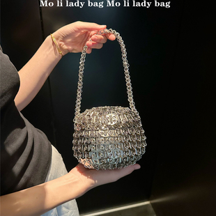 金属银片闪闪亮亮圆球手工编织亮片珠片宴会银色鱼鳞手拿女手挽包