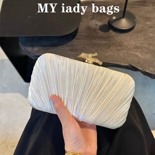 名媛高级感定制褶皱缎面手拿包旗袍珍珠手提包女晚宴包宴会礼服包